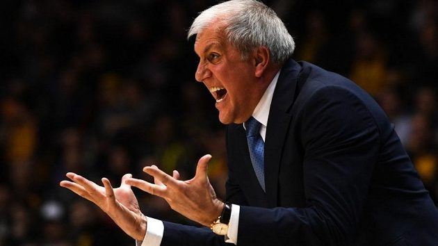 Željko Obradovič už nepovede basketbalisty Fenerbahce Željko Obradovič už nepovede basketbalisty Fenerbahce