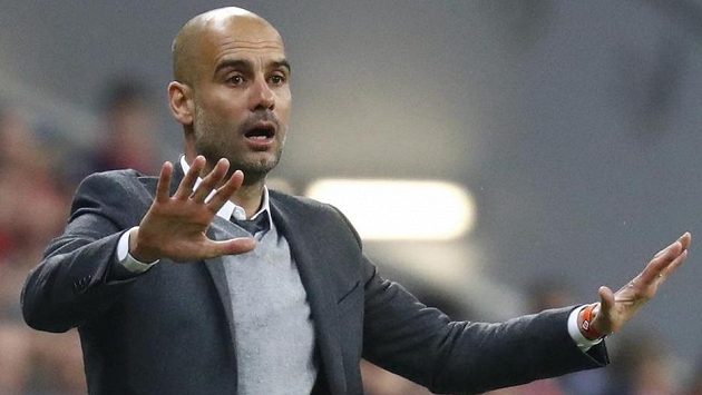 Trenér Bayernu Josep Guardiola. Trenér Bayernu Josep Guardiola.