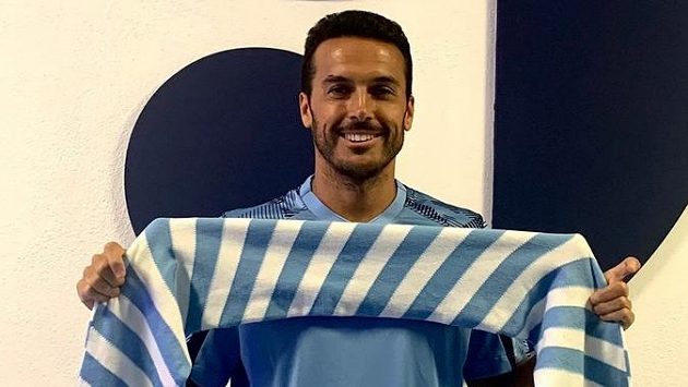 Španělský fotbalový útočník Pedro přestoupil z AS Řím do týmu městského rivala Lazia Španělský fotbalový útočník Pedro přestoupil z AS Řím do týmu městského rivala Lazia