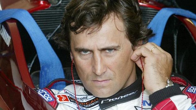 Alex Zanardi bojuje v nemocnici o život Alex Zanardi bojuje v nemocnici o život