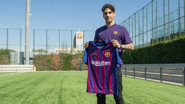 Talentovaný mladík Ludovit Reis přestoupil do Barcelony. Talentovaný mladík Ludovit Reis přestoupil do Barcelony.