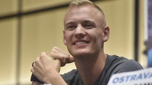Americký tyčkař Sam Kendricks. Americký tyčkař Sam Kendricks.