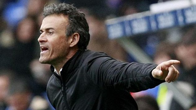 Trenér barcelonského áčka Luis Enrique řekl médiím, že ve skandálu ze třetí ligy spojeným s utkáním mezi Eldense a Barcelonou B (0:12) nikdo z katalánského klubu nejede. Trenér barcelonského áčka Luis Enrique řekl médiím, že ve skandálu ze třetí ligy spojeným s utkáním mezi Eldense a Barcelonou B (0:12) nikdo z katalánského klubu nejede.