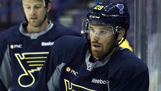 Martin Havlát se prosadil na zkoušce v St. Louis a čeká ho další sezóna ve slavné NHL. Martin Havlát se prosadil na zkoušce v St. Louis a čeká ho další sezóna ve slavné NHL.