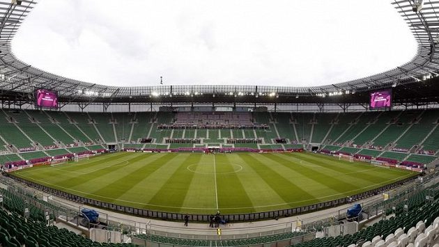 Vratislavský stadión, kde čestí fotbalisté sehráli všechny své zápasy ve skupině evropského šampionátu. Vratislavský stadión, kde čestí fotbalisté sehráli všechny své zápasy ve skupině evropského šampionátu.