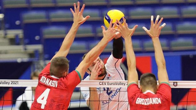 (Zleva) Martin Atanasov z Bulharska, Jan Hadrava z ČR a Aleks Grozdanov z Bulharska. (Zleva) Martin Atanasov z Bulharska, Jan Hadrava z ČR a Aleks Grozdanov z Bulharska.