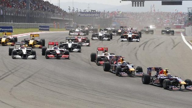 Do seriálu F1 už americká stáj USF1 nikdy nezasáhne. Do seriálu F1 už americká stáj USF1 nikdy nezasáhne.