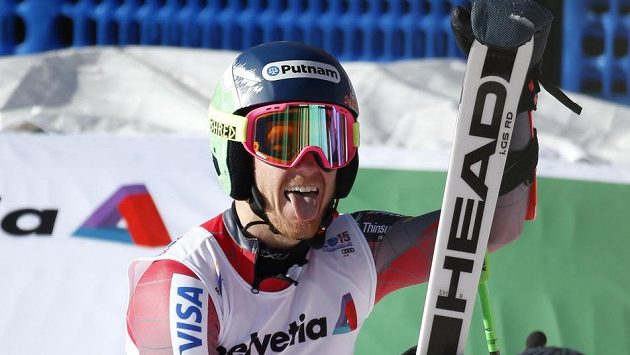 Američan Ted Ligety se raduje v cíli, jako první lyžař v historii MS vyhrál potřetí za sebou obří slalom. Američan Ted Ligety se raduje v cíli, jako první lyžař v historii MS vyhrál potřetí za sebou obří slalom.