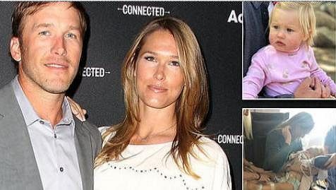 Americký sjezdař Bode Miller má čtyři měsíce po utonutí devatenáctiměsíční dcery opět důvod k radosti Americký sjezdař Bode Miller má čtyři měsíce po utonutí devatenáctiměsíční dcery opět důvod k radosti