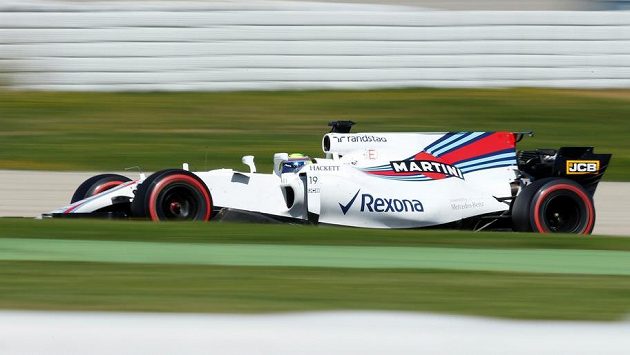 Felipe Massa s vozem Williams při testech v Barceloně. Felipe Massa s vozem Williams při testech v Barceloně.