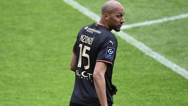 Fotbalový mistr světa Steven Nzonzi je další velkou posilou katarského Rajánu. Fotbalový mistr světa Steven Nzonzi je další velkou posilou katarského Rajánu.