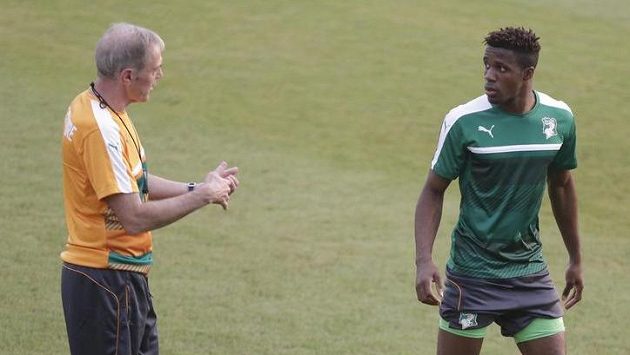 Kouč Pobřeží slonoviny Michel Dussuyer a Wilfried Zaha. Kouč Pobřeží slonoviny Michel Dussuyer a Wilfried Zaha.