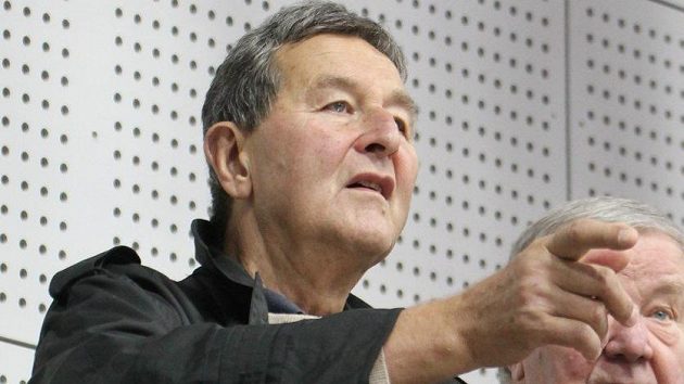 Jiří "Andrej" Zídek bude v srpnu jako první Čech uveden do basketbalové Síně slávy FIBA Jiří "Andrej" Zídek bude v srpnu jako první Čech uveden do basketbalové Síně slávy FIBA