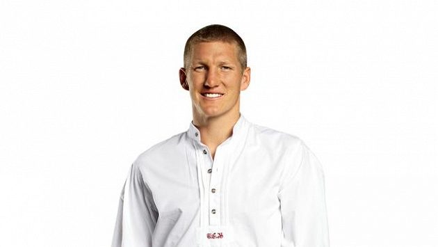 Bastian Schweinsteiger není na soupisce pro fotbalovou Evropskou ligu. Bastian Schweinsteiger není na soupisce pro fotbalovou Evropskou ligu.