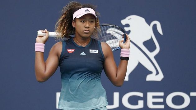Světová jednička Naomi Ósakaová na nedávném turnaji v Miami. Světová jednička Naomi Ósakaová na nedávném turnaji v Miami.