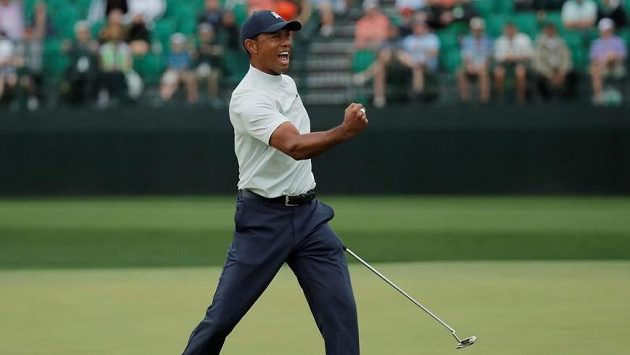 Tiger Woods při druhé kole Masters. Tiger Woods při druhé kole Masters.