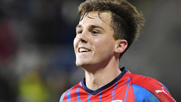 Pavel Bucha z Plzně slaví čtvrtou branku Plzně a zároveň svůj hattrick Pavel Bucha z Plzně slaví čtvrtou branku Plzně a zároveň svůj hattrick