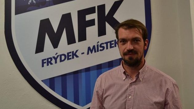 Marketingový manažer fotbalistů Frýdku-Místku Mario Cartelli. Marketingový manažer fotbalistů Frýdku-Místku Mario Cartelli.