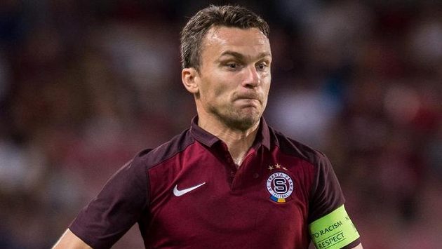 David Lafata během přátelského utkání s Fenerbahce. David Lafata během přátelského utkání s Fenerbahce.