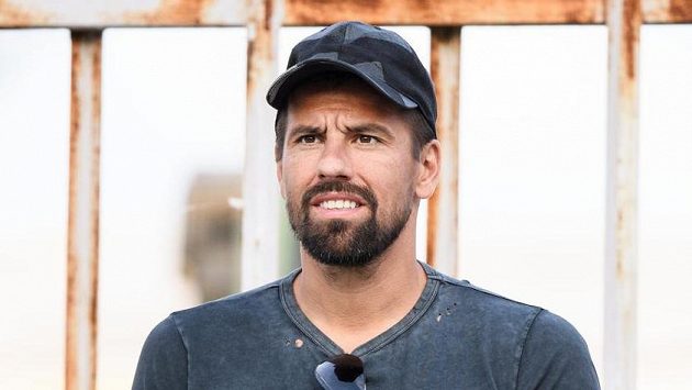 Milan Baroš nebude na finále poháru rád vzpomínat. Milan Baroš nebude na finále poháru rád vzpomínat.