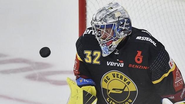 Brankář Litvínova Denis Godla. Brankář Litvínova Denis Godla.