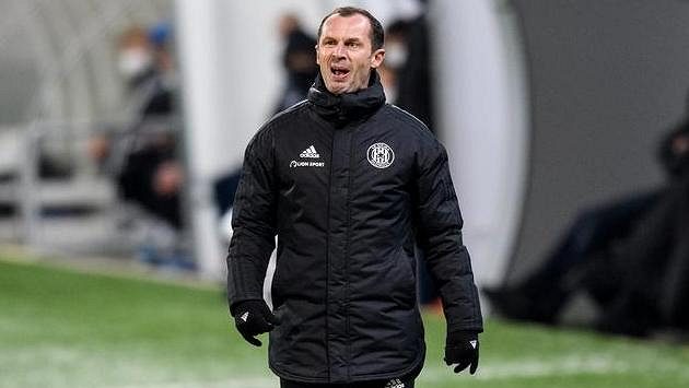 Trenér Sigmy Olomouc Radoslav Látal. Trenér Sigmy Olomouc Radoslav Látal.