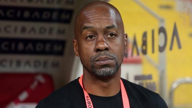 Eddie Newton bude pokračovat jako hlavní trenér fotbalistů Trabzonsporu Eddie Newton bude pokračovat jako hlavní trenér fotbalistů Trabzonsporu