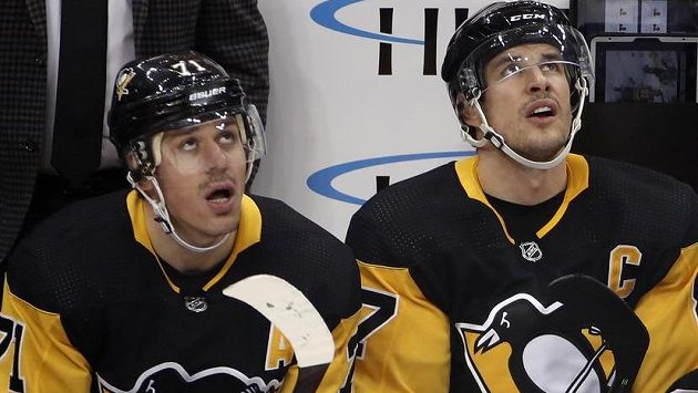 Sidney Crosby (vpravo) a Jevgenij Malkin Sidney Crosby (vpravo) a Jevgenij Malkin