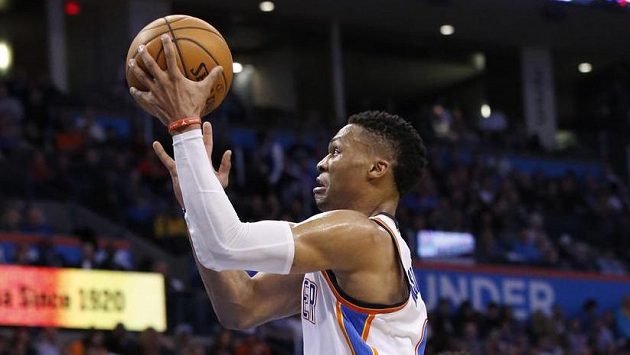 Russell Westbrook se blýskl v utkání proti Los Angeles Clippers životním výkonem. Russell Westbrook se blýskl v utkání proti Los Angeles Clippers životním výkonem.