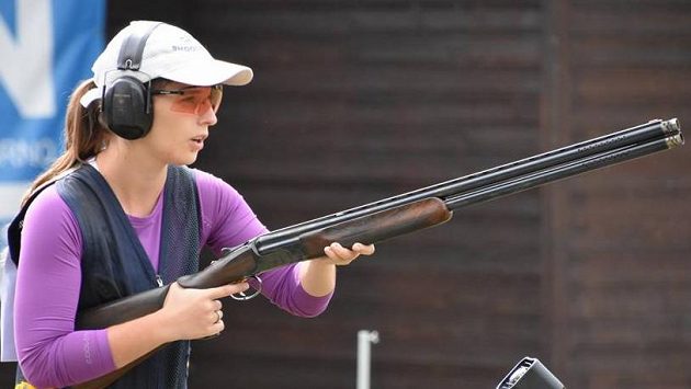 Sportovní střelkyně Barbora Šumová. Sportovní střelkyně Barbora Šumová.