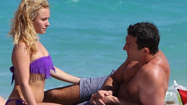 Vladimir Kličko a Hayden Panettiereová na Floridě. Vladimir Kličko a Hayden Panettiereová na Floridě.