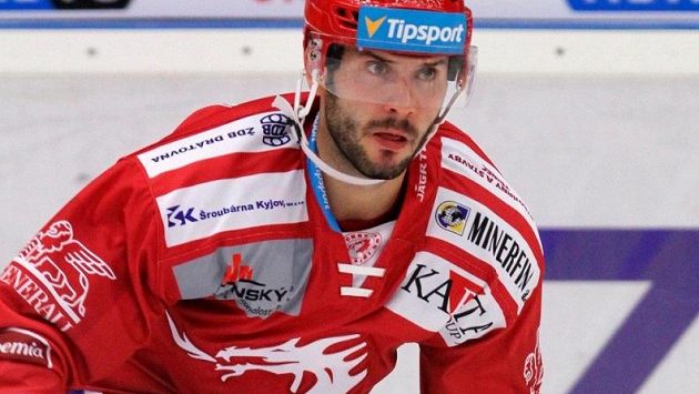 Erik Hrňa v dresu třineckých Ocelářů Erik Hrňa v dresu třineckých Ocelářů