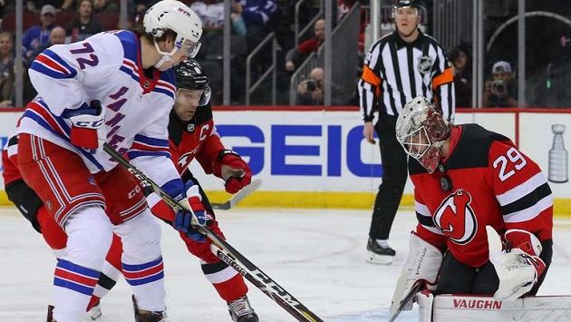 Filip Chytil v dresu Rangers. Filip Chytil v dresu Rangers.