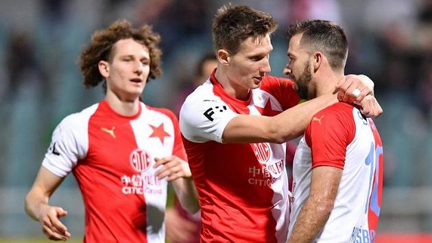 Milan Škoda (uprostřed) už zahraniční angažmá našel, na řadě je Josef Hušbauer (vpravo)... Milan Škoda (uprostřed) už zahraniční angažmá našel, na řadě je Josef Hušbauer (vpravo)...