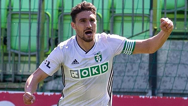 Michal Papadopulos z Karviné se raduje z gólu proti Plzni. Michal Papadopulos z Karviné se raduje z gólu proti Plzni.