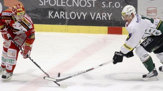 Útočník Karlových Varů Tomáš Klíma Útočník Karlových Varů Tomáš Klíma