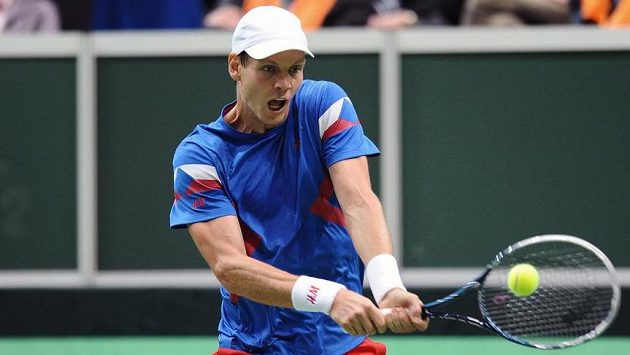 Tenista Tomáš Berdych na archivním snímku z Davis Cupu. Tenista Tomáš Berdych na archivním snímku z Davis Cupu.