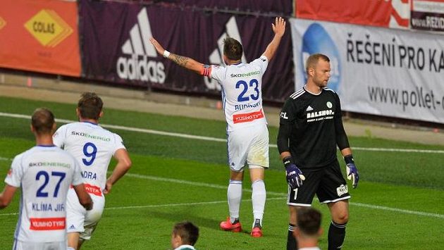 Lukáš Budínský z Boleslavi se raduje ze vstřeleného gólu. Lukáš Budínský z Boleslavi se raduje ze vstřeleného gólu.