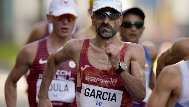 Legendární španělský chodec Jesús Ángel García Legendární španělský chodec Jesús Ángel García