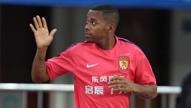 Brazilec Robinho v dresu čínského Kuang-čou Evergrande. Brazilec Robinho v dresu čínského Kuang-čou Evergrande.