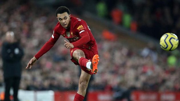 Pálí liverpoolský Trent Alexander-Arnold. Pálí liverpoolský Trent Alexander-Arnold.