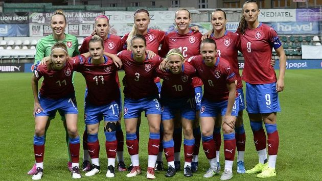 Česká fotbalová reprezentace žen. Česká fotbalová reprezentace žen.