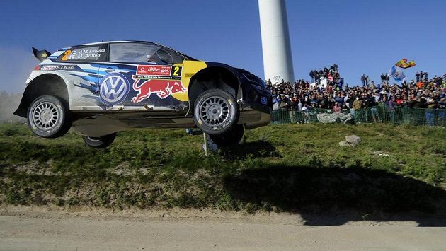 Jari-Matti Latvala a spolujezdec Miikka Anttila na Portugalské rallye. Jari-Matti Latvala a spolujezdec Miikka Anttila na Portugalské rallye.