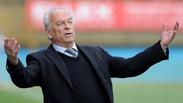 Budějovický trenér František Cipro. Budějovický trenér František Cipro.