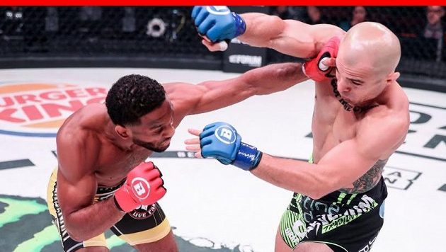 Osm sekund a bylo hotovo. AJ Mckee dominoval a Georgi Karakhanyan neměl na galavečeru Bellator 228 šanci. Osm sekund a bylo hotovo. AJ Mckee dominoval a Georgi Karakhanyan neměl na galavečeru Bellator 228 šanci.