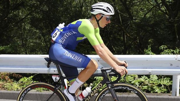 Tadej Pogačar prodloužil smlouvu SAE Team Emirates Tadej Pogačar prodloužil smlouvu SAE Team Emirates