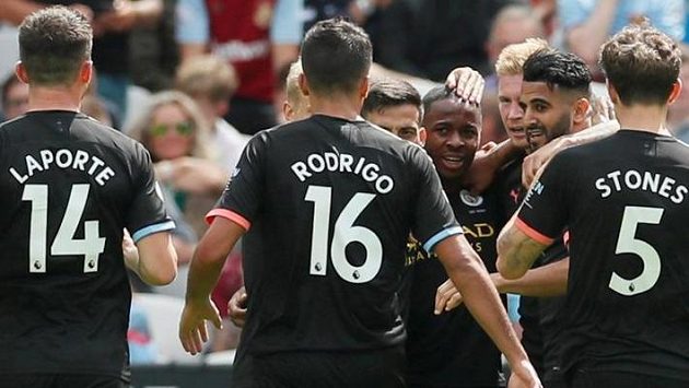 Fotbalisté Manchesteru City neměli v úvodním kole proti West Hamu problémy Fotbalisté Manchesteru City neměli v úvodním kole proti West Hamu problémy