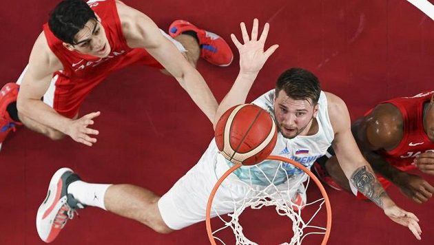Slovinští basketbalisté si bez problémů poradili s Japonskem Slovinští basketbalisté si bez problémů poradili s Japonskem