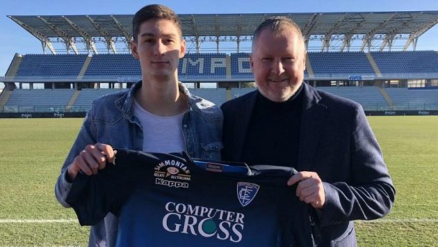 Útočník Tomáš Čvančara odešel z Jablonce do Empoli. Vpravo jeho agent David Nehoda. Útočník Tomáš Čvančara odešel z Jablonce do Empoli. Vpravo jeho agent David Nehoda.