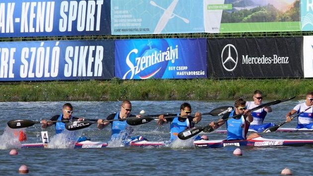 Český čtyřkajak (odpředu) Jakub Špicar, Daniel Havel, Jakub Zavřel a Radek Šlouf. Český čtyřkajak (odpředu) Jakub Špicar, Daniel Havel, Jakub Zavřel a Radek Šlouf.